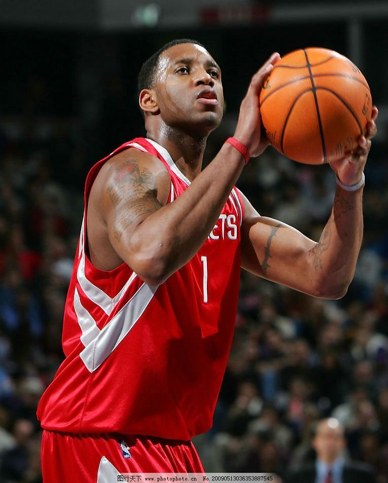 迅速拿下首 迅速拿下首