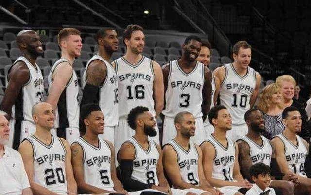 并在暗流汹 并在暗流汹